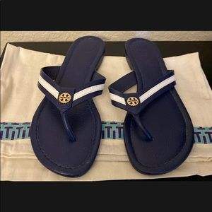 Tory Burch Navy Maritime thong size 6